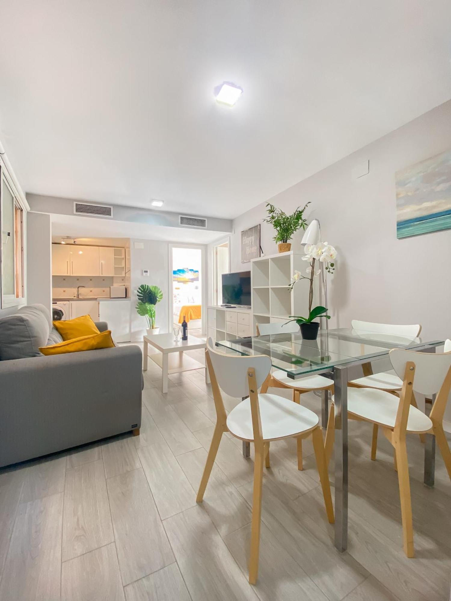 3 Rooms Y 3 Baths Y Aparcamiento Catedral Málaga Kültér fotó