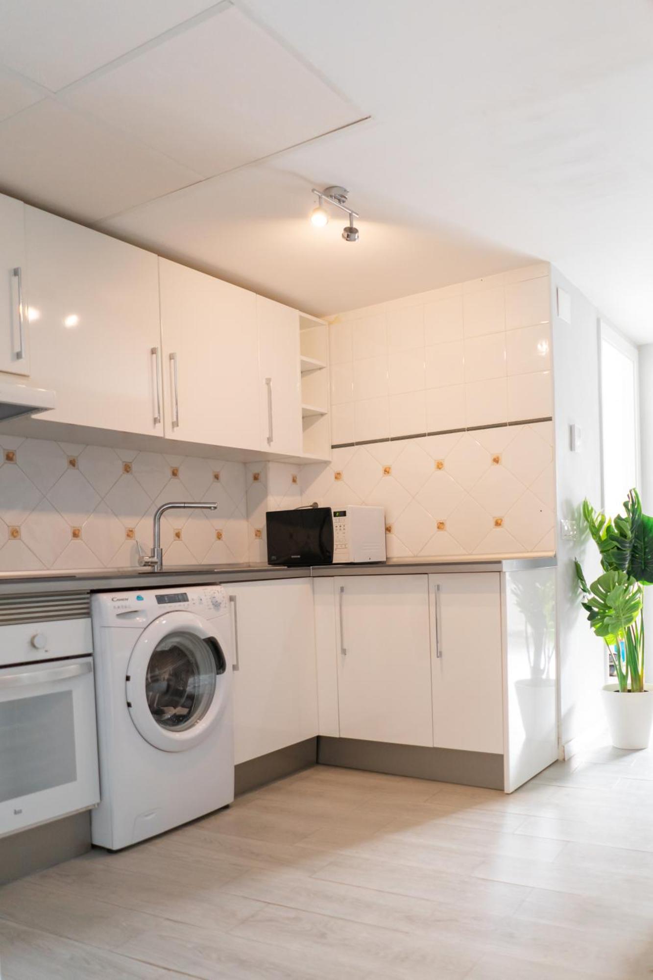3 Rooms Y 3 Baths Y Aparcamiento Catedral Málaga Kültér fotó
