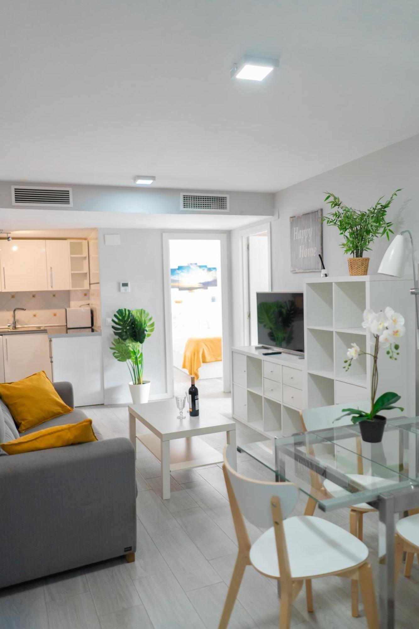 3 Rooms Y 3 Baths Y Aparcamiento Catedral Málaga Kültér fotó