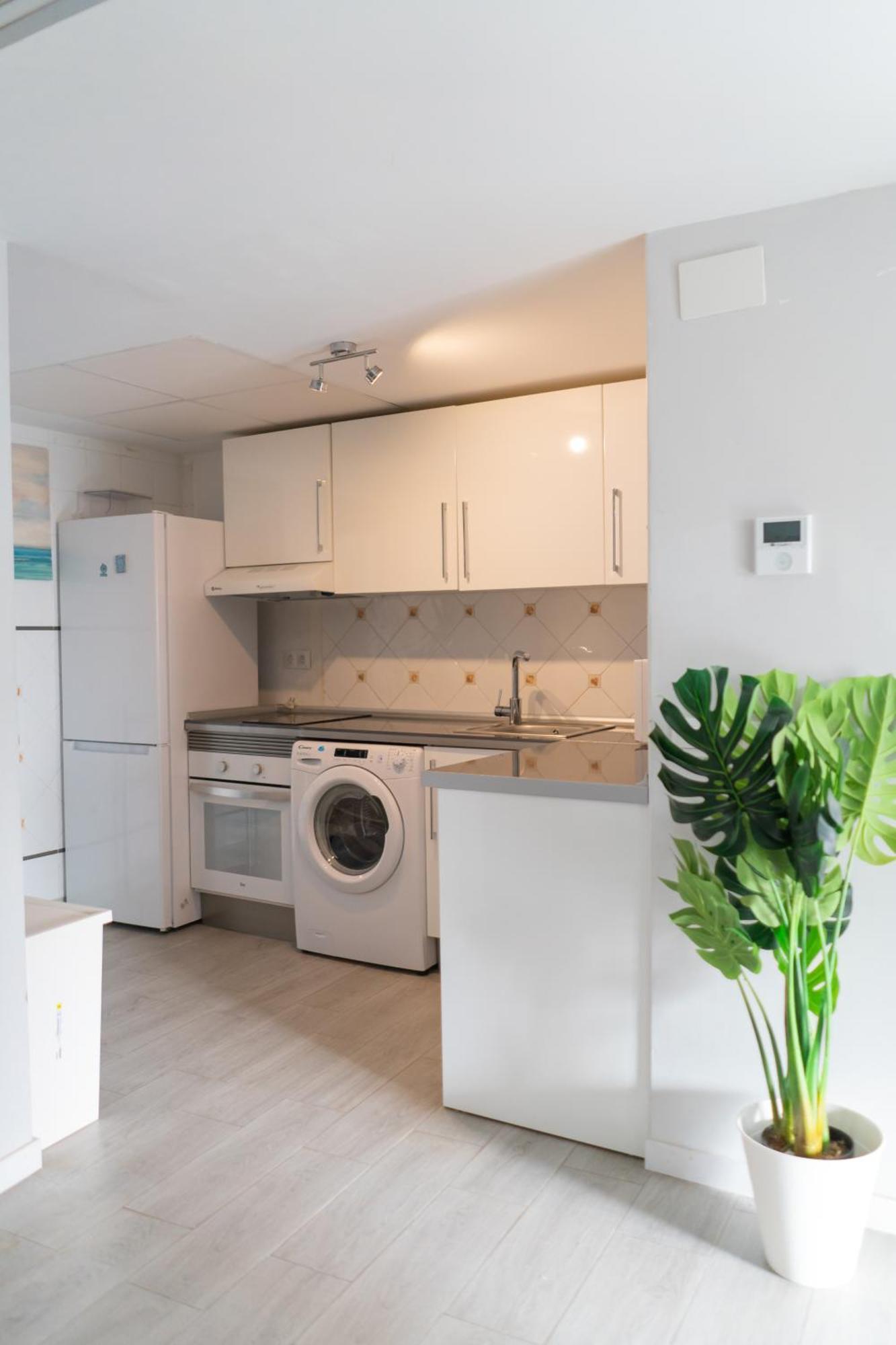 3 Rooms Y 3 Baths Y Aparcamiento Catedral Málaga Kültér fotó