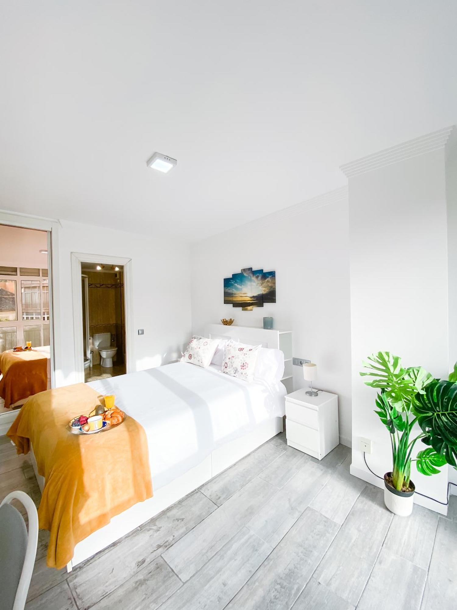 3 Rooms Y 3 Baths Y Aparcamiento Catedral Málaga Kültér fotó